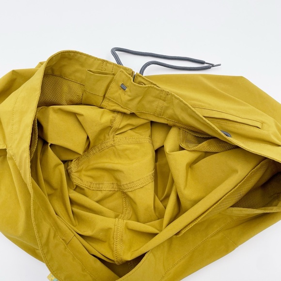 Duluth Trading Co Men's DuluthFlex Bull Moose 9" Board Shorts Olde Gold Size 40 - Picture 4 of 13